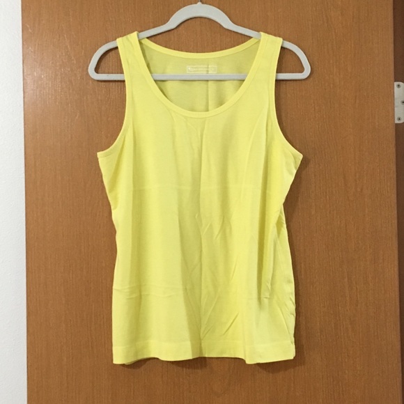 tek gear Tops - 🎈3 for $10🎈Two Gear tank top